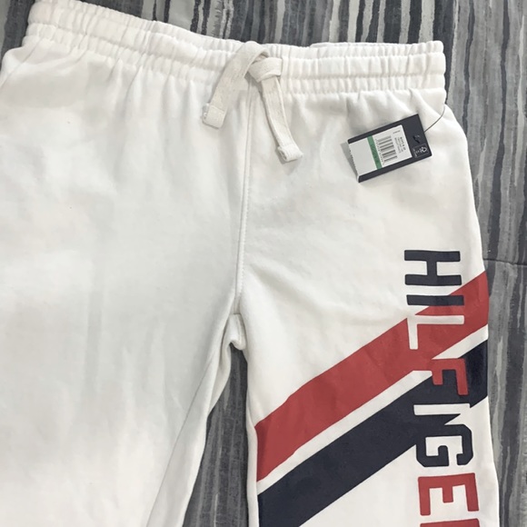 Shorts Tommy Hilfiger - Picture 1 of 4